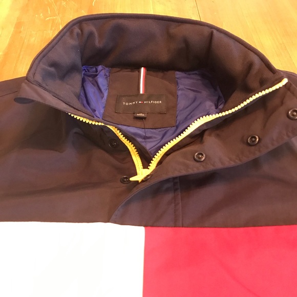 TOMMY HILFIGER Brant Flag Windbreaker - Picture 11 of 12